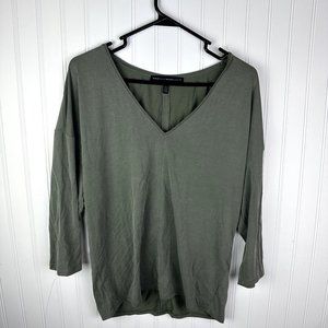 White House Black Market‎ Blouse Green V-neck Size Medium